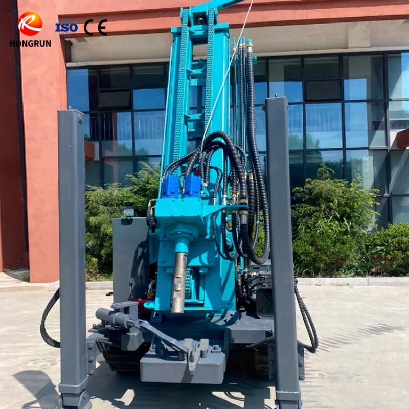 Machine de forage de puits d'eau