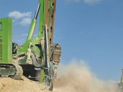 Mga Driver ng Photovoltaic Pile