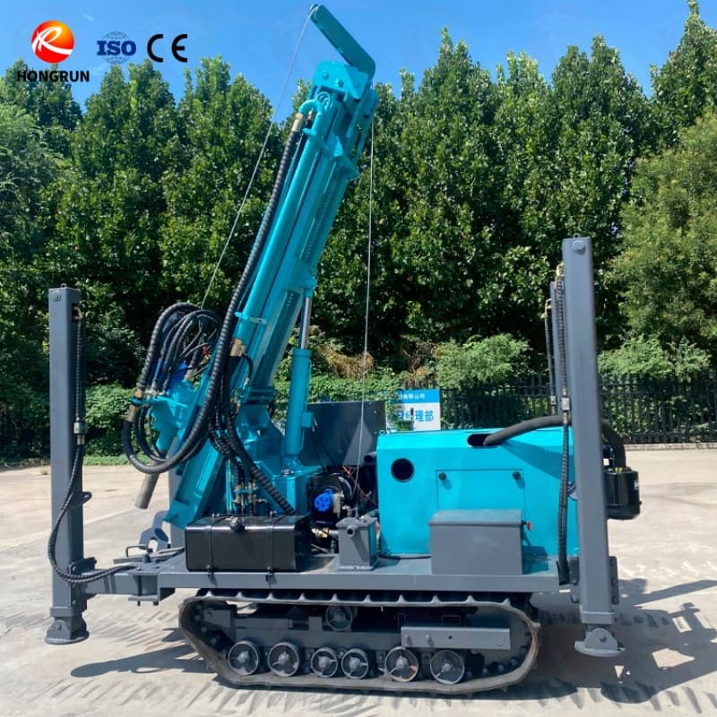 Machine de forage de puits d'eau