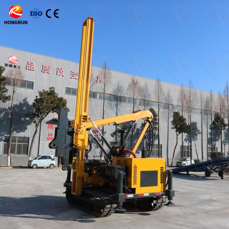 Máy đóng cọc thi công lan can đường cao tốc